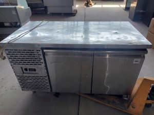 Стол холодильный GN11TN Cryspi (2 /двери)