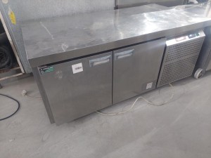 Стол холодильный HiCold GN11TN LT