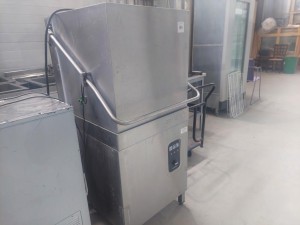Посудомоечная машина Comenda LT700 купольная